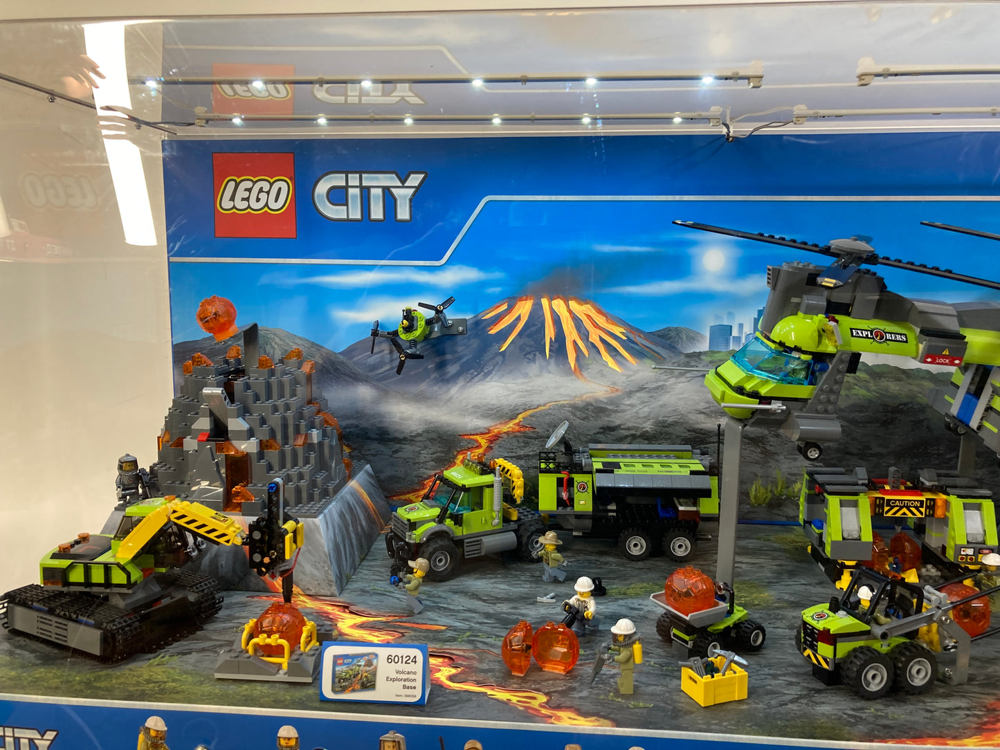 LEGO® City Volcano 60124 & 60125 Store Display
